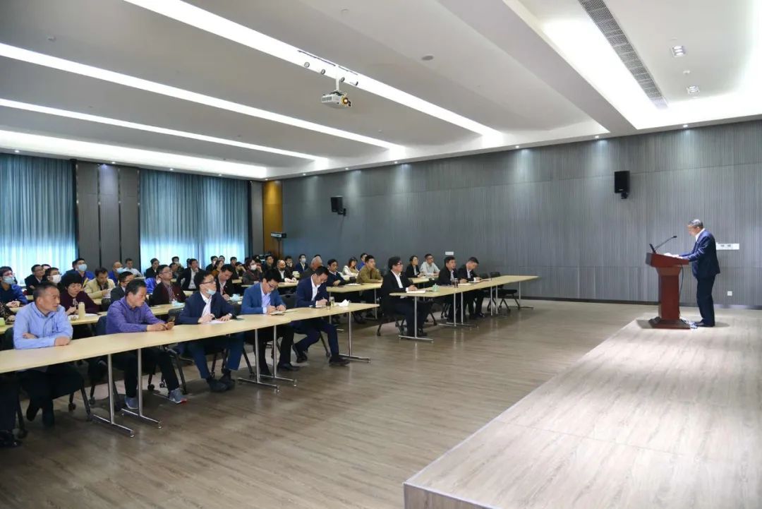 不忘初心，砥礪前行——巨人集團(tuán)黨委召開(kāi)換屆選舉大會(huì)
